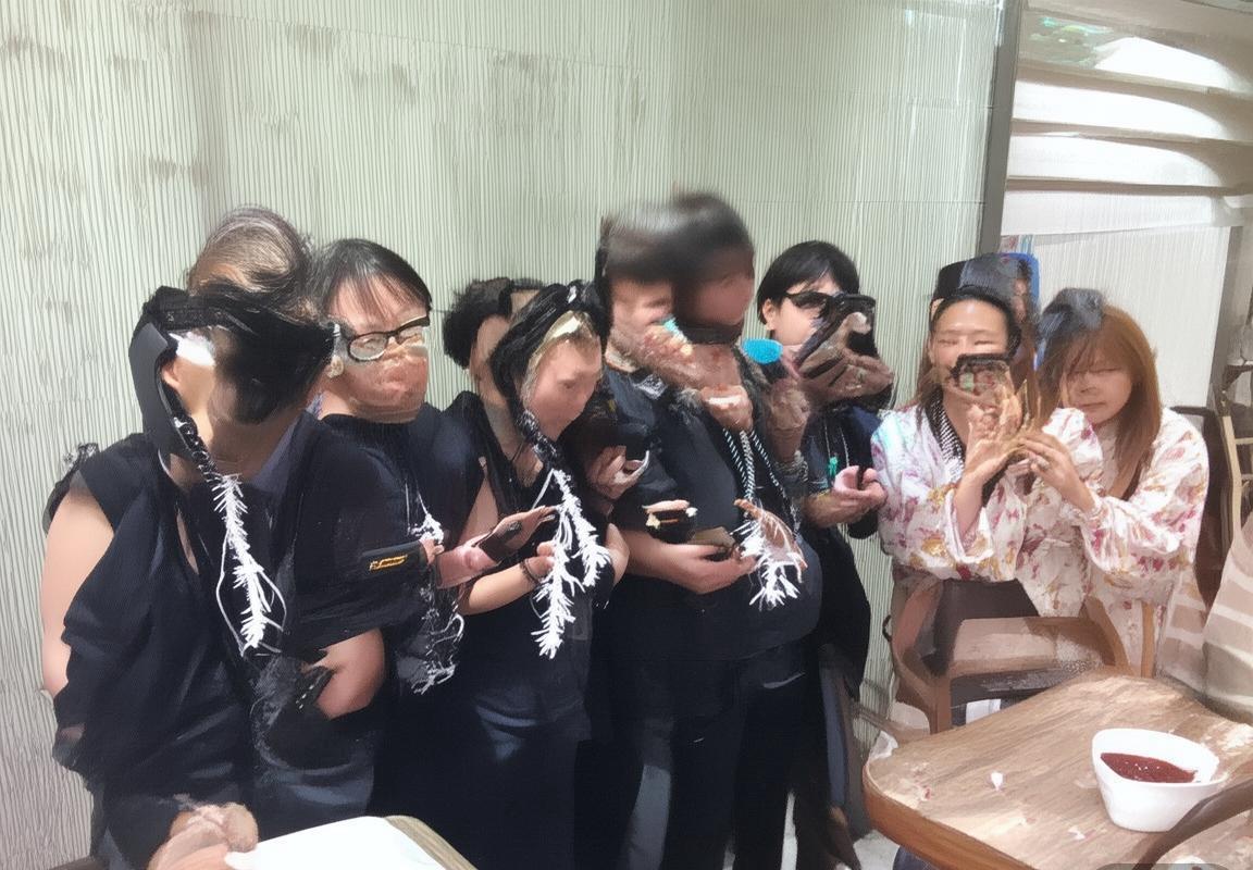 直播对决：嘴炮与牛仔直播源的技巧与风格碰撞